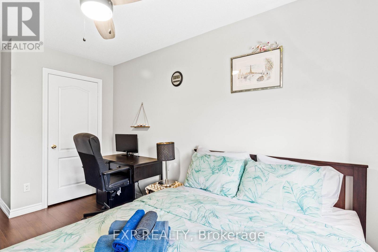 4 MAGDALENE CRESCENT - 26