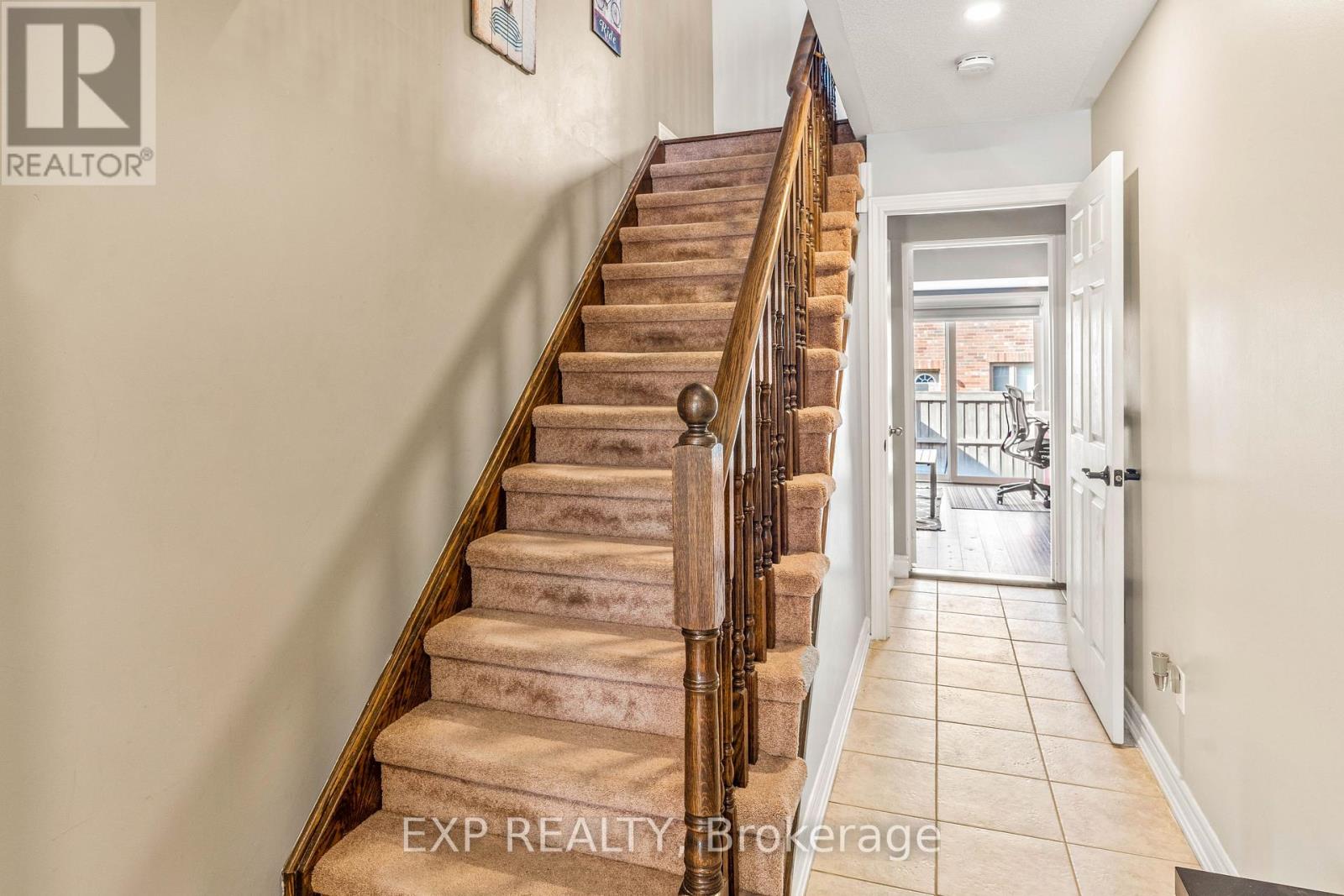 4 MAGDALENE CRESCENT - 6