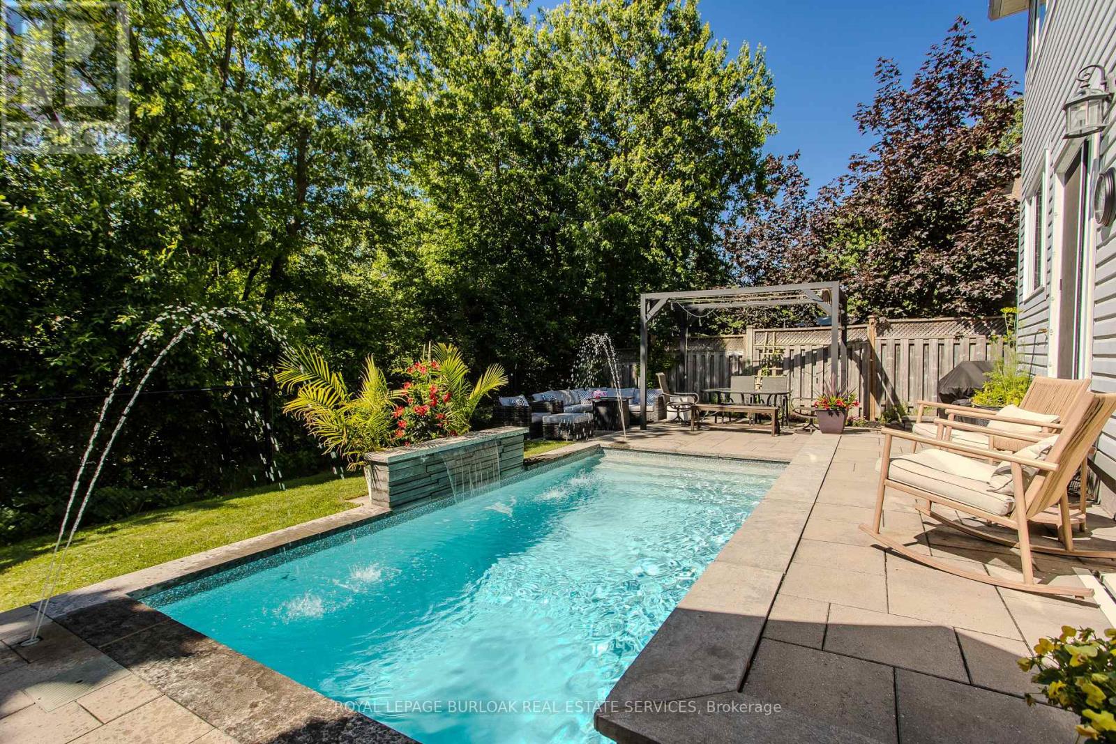 5174 RAVINE CRESCENT - 3