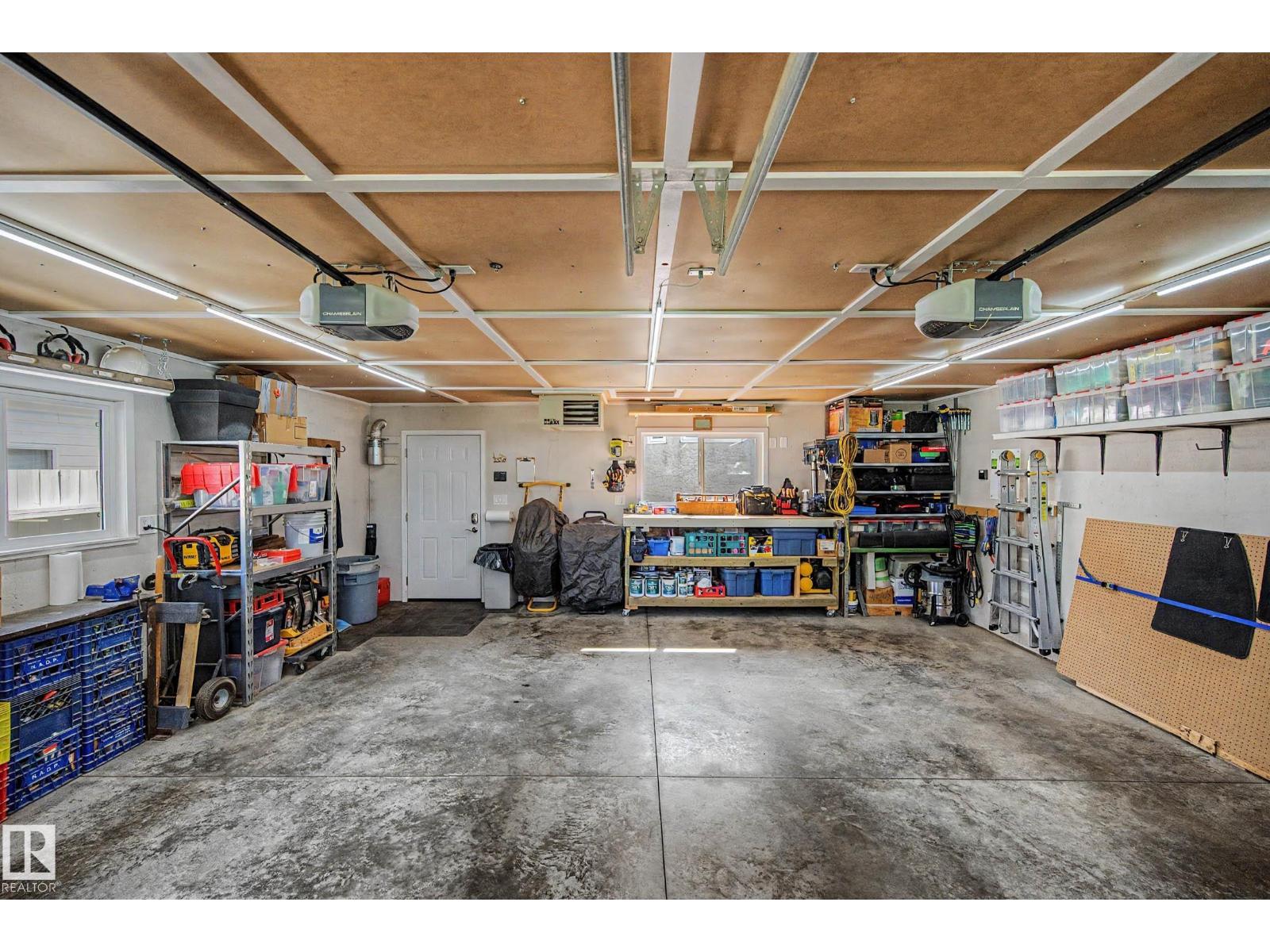 193 KINISKI CR NW - Image 53