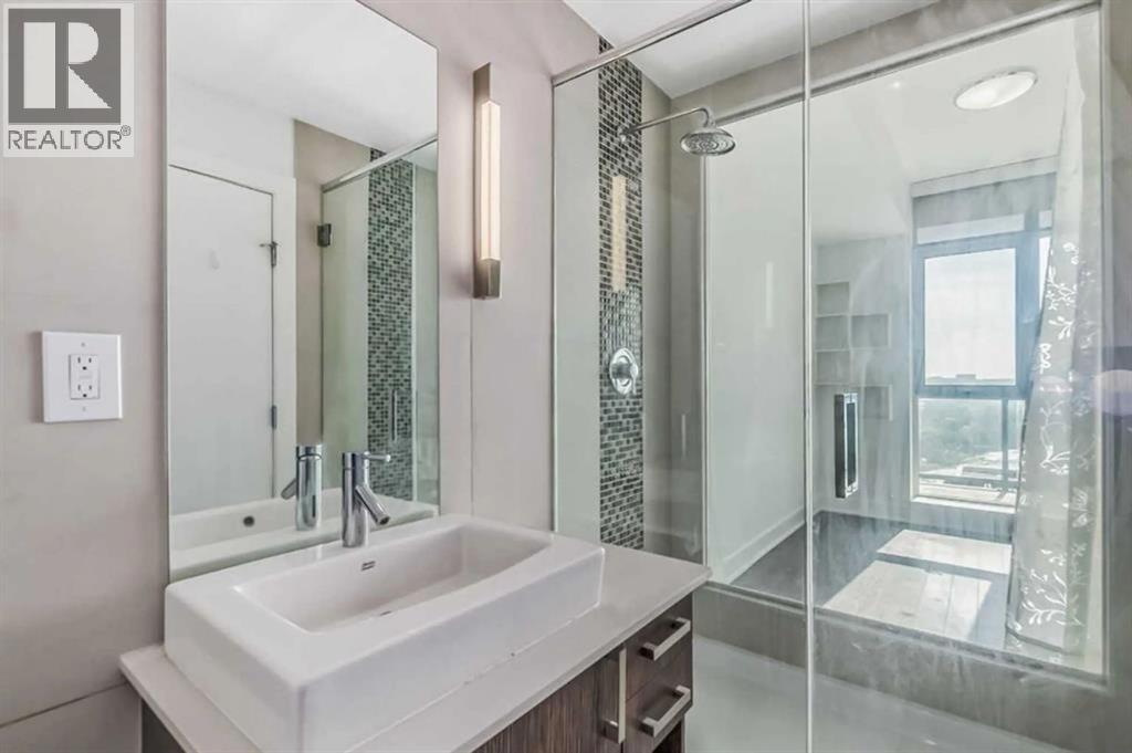 #1605 550 Riverfront Avenue SE - 22