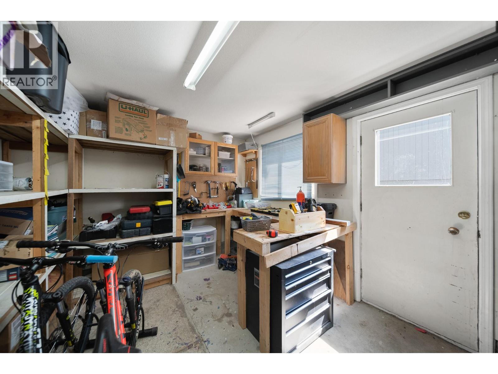 2101 GILLIS Crescent - 62