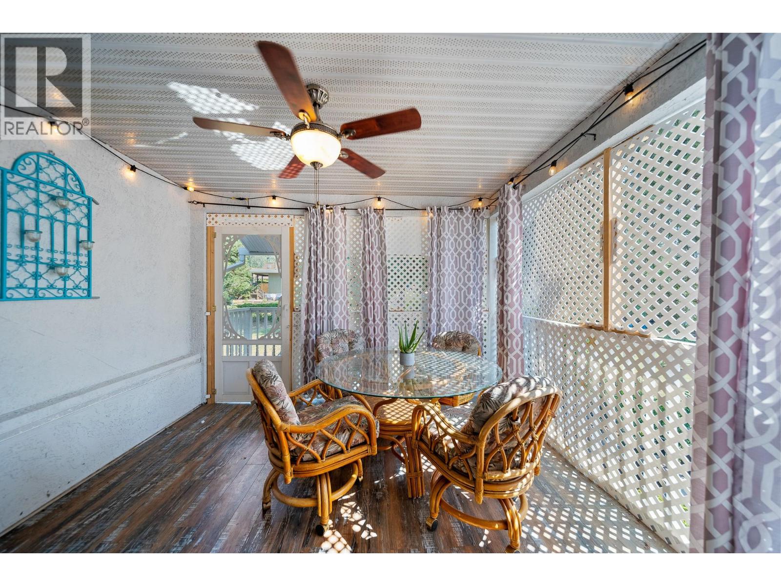 2101 GILLIS Crescent - Image 44