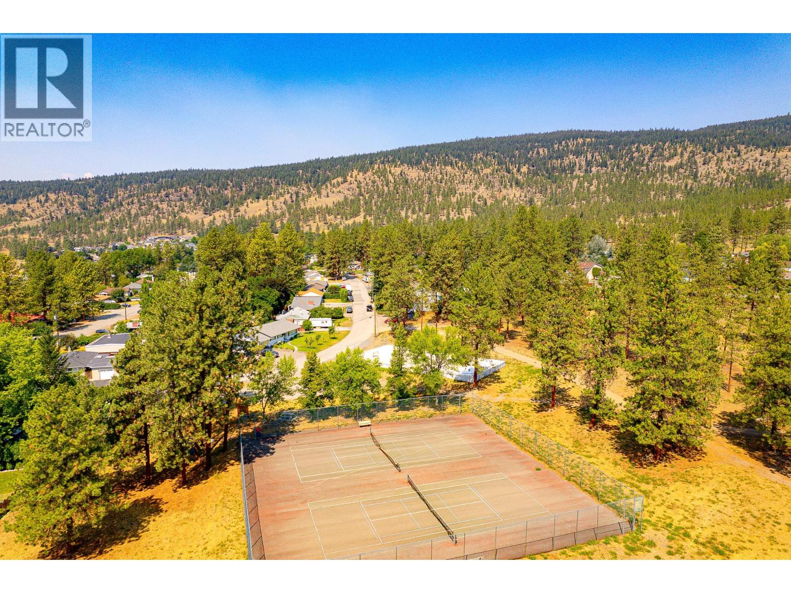 2101 GILLIS Crescent - 81