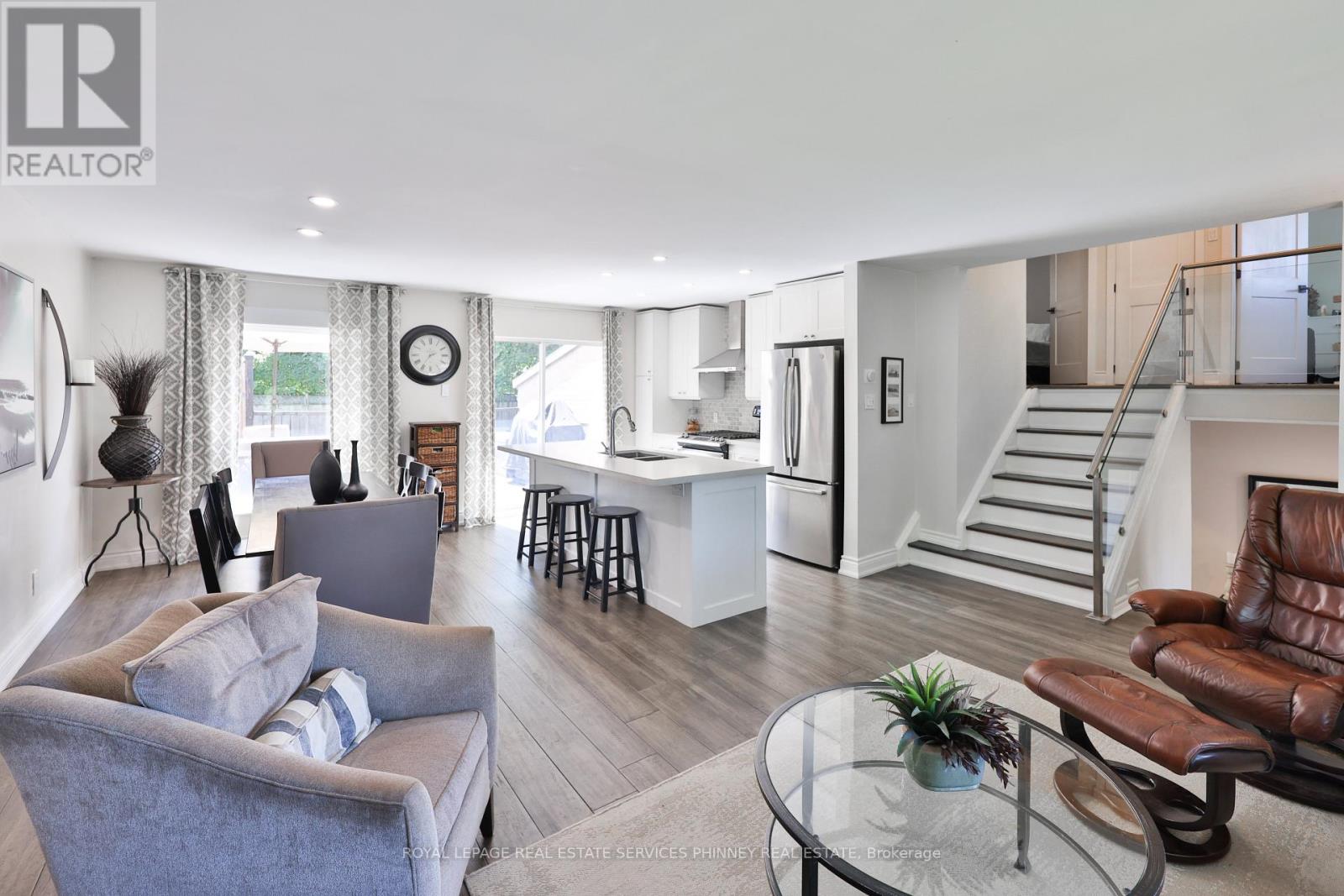 1404 LEWISHAM DRIVE - 12