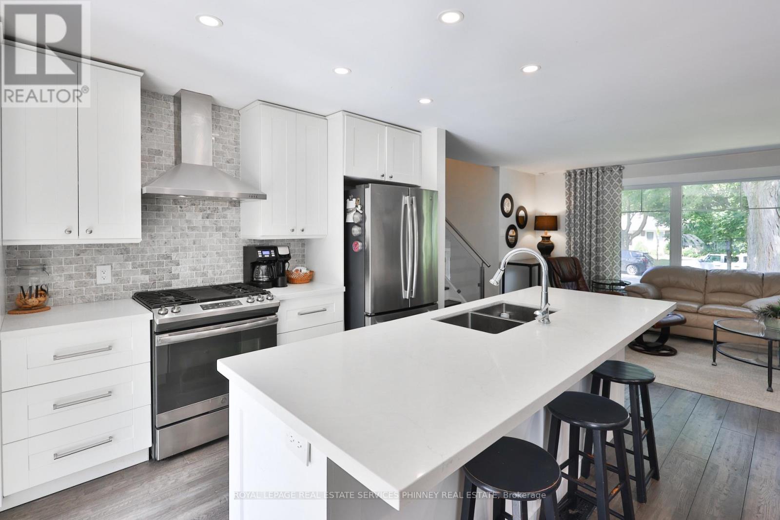 1404 LEWISHAM DRIVE - Image 15