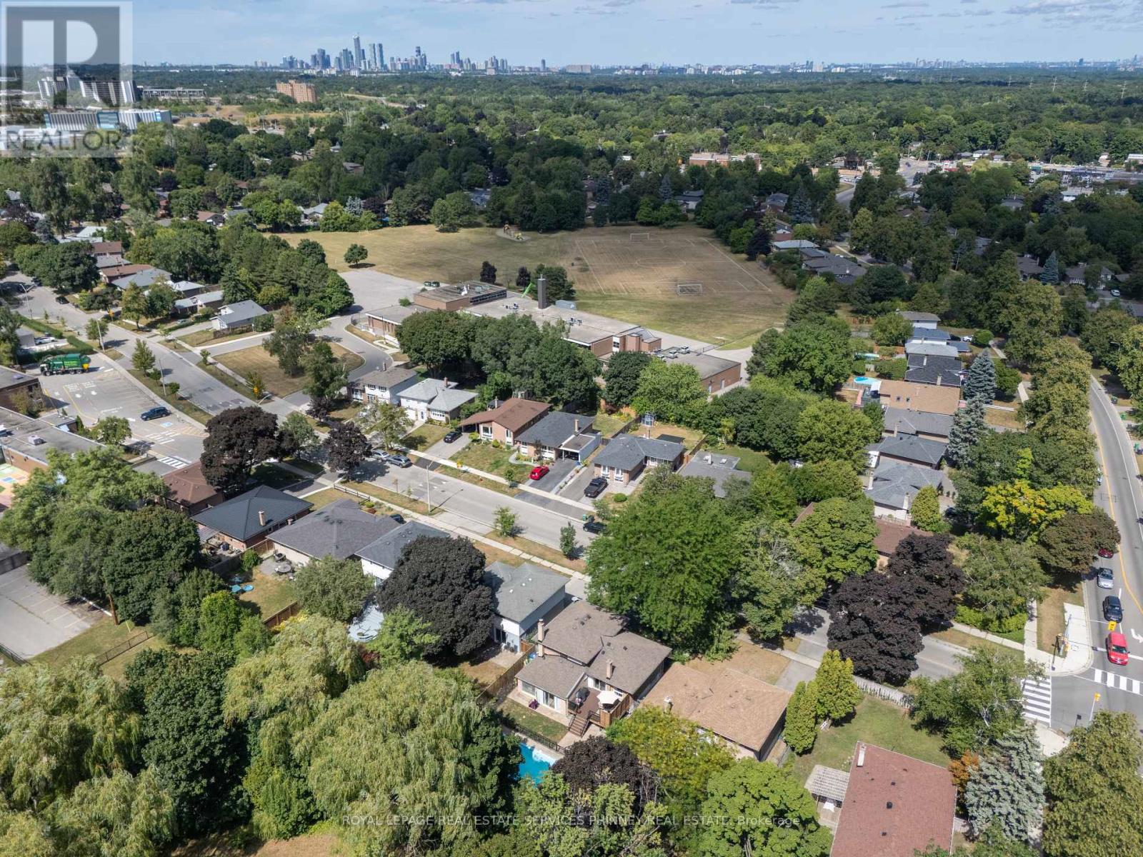 1404 LEWISHAM DRIVE - Image 35