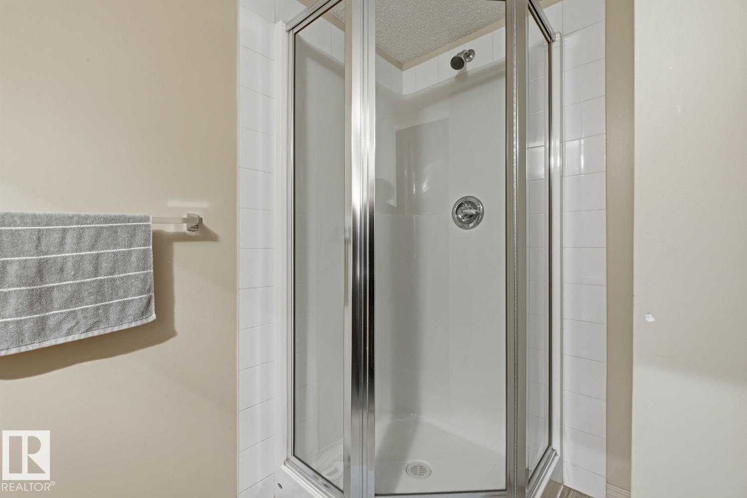 #106 13907 136 ST NW - Image 33