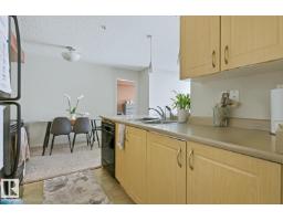 #106 13907 136 St Nw, Edmonton, AB T6V1Y5 Photo 13