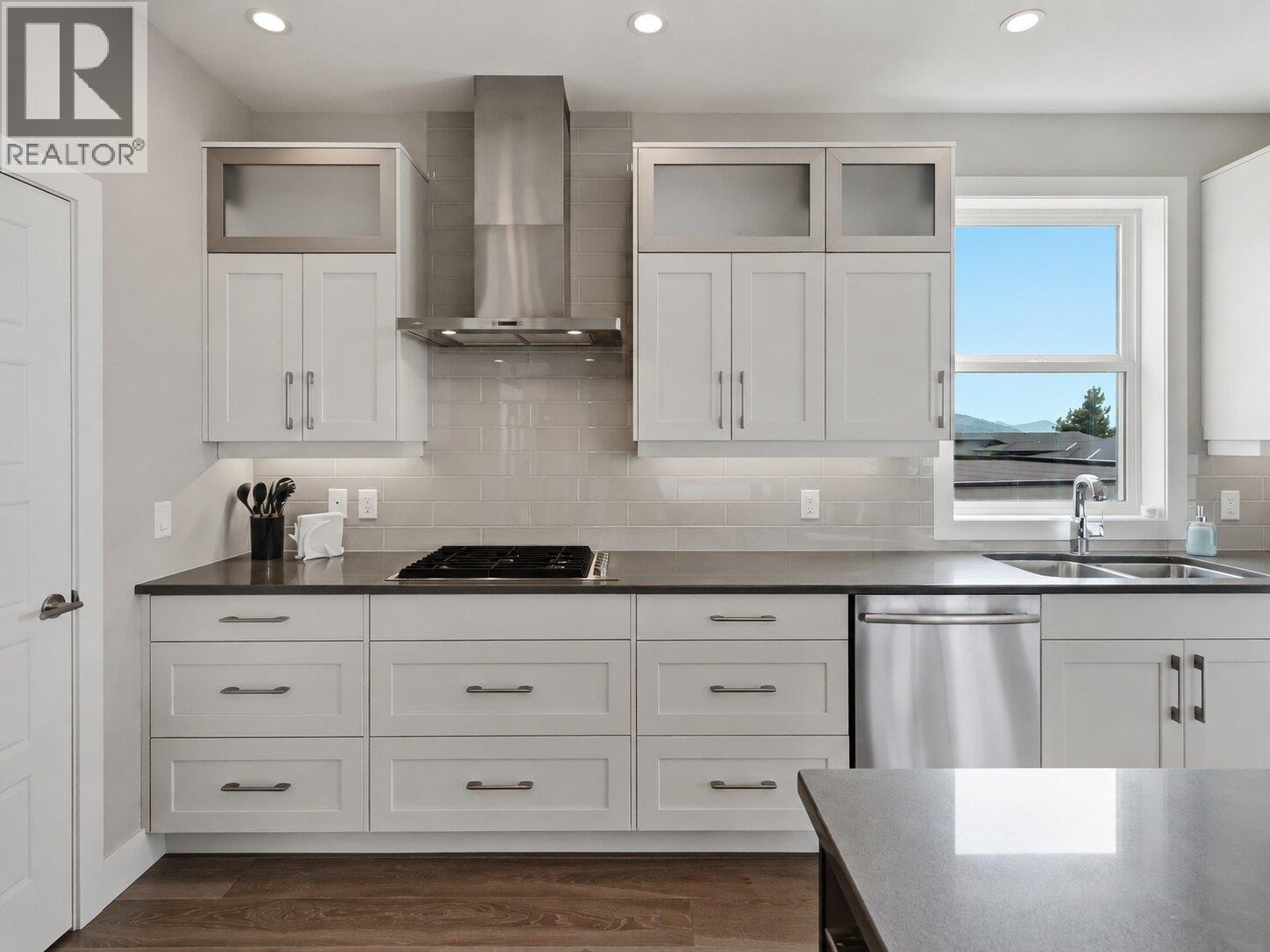 1673 Travertine Drive - 10