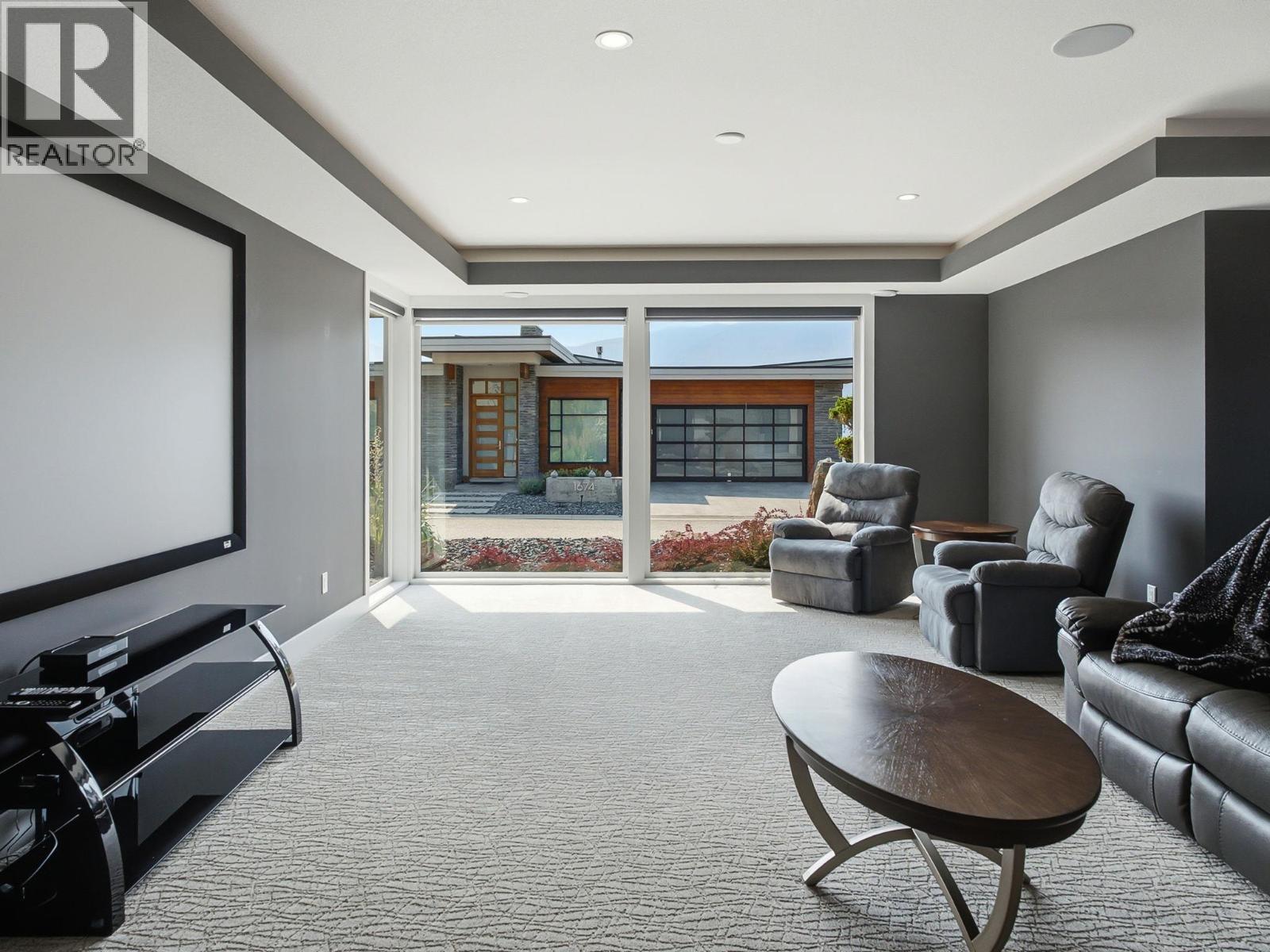 1673 Travertine Drive - 29