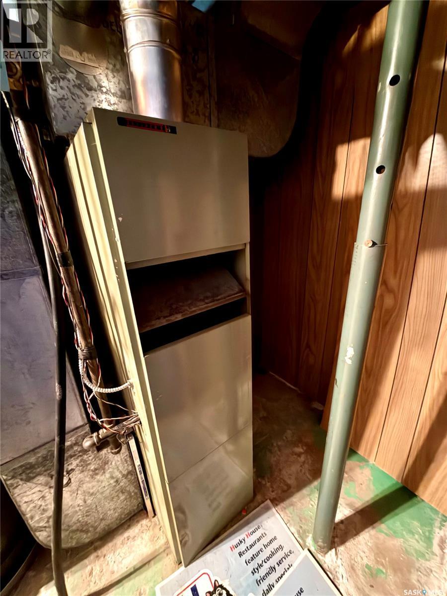 204 Brownlee STREET - Image 20