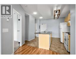 4301, 73 Erin Woods Court SE - photo 13