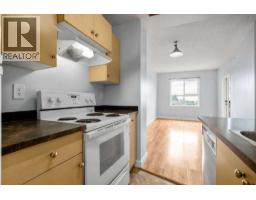 4301, 73 Erin Woods Court SE - photo 8