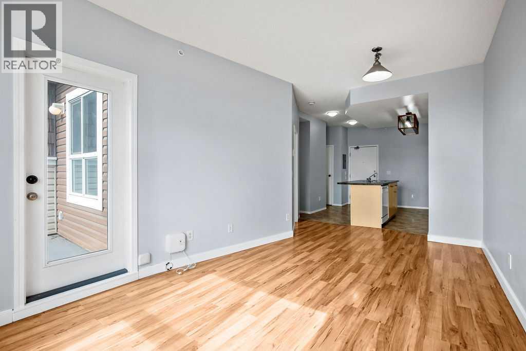 #4301 73 Erin Woods Court SE - 18