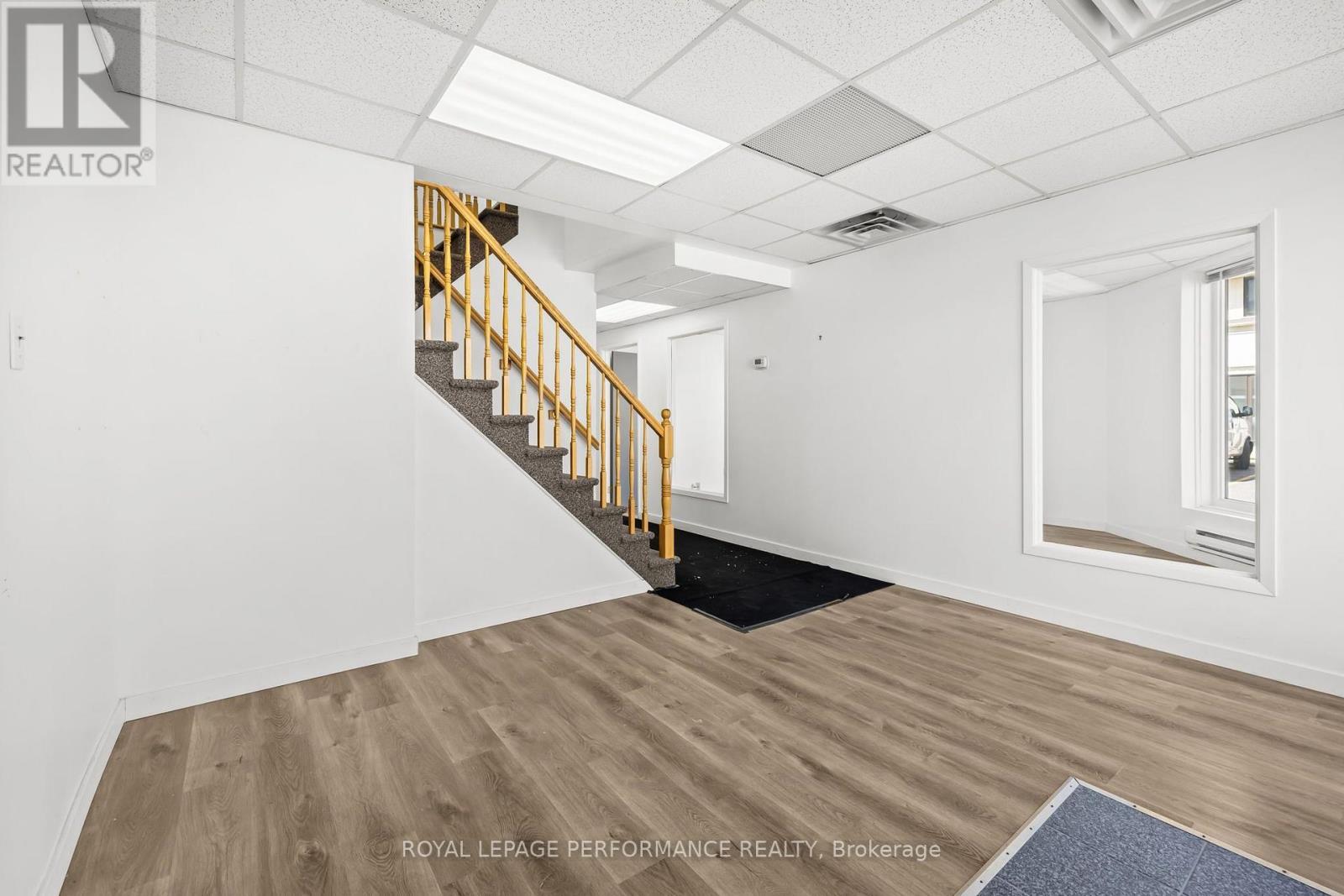 40 - 5470 Canotek Road