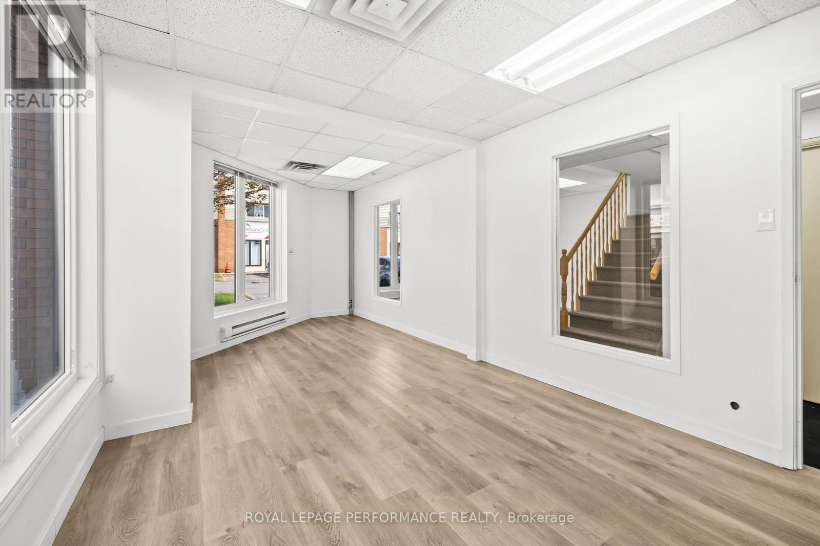 40 - 5470 Canotek Road