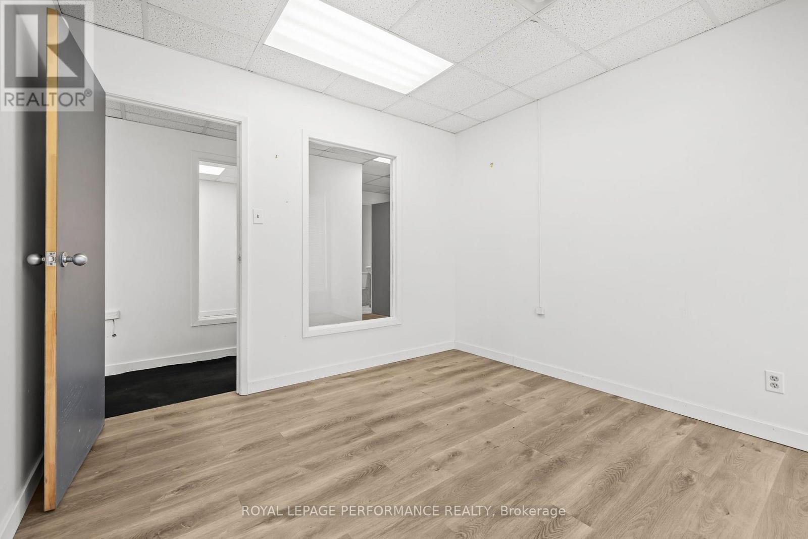 40 - 5470 Canotek Road