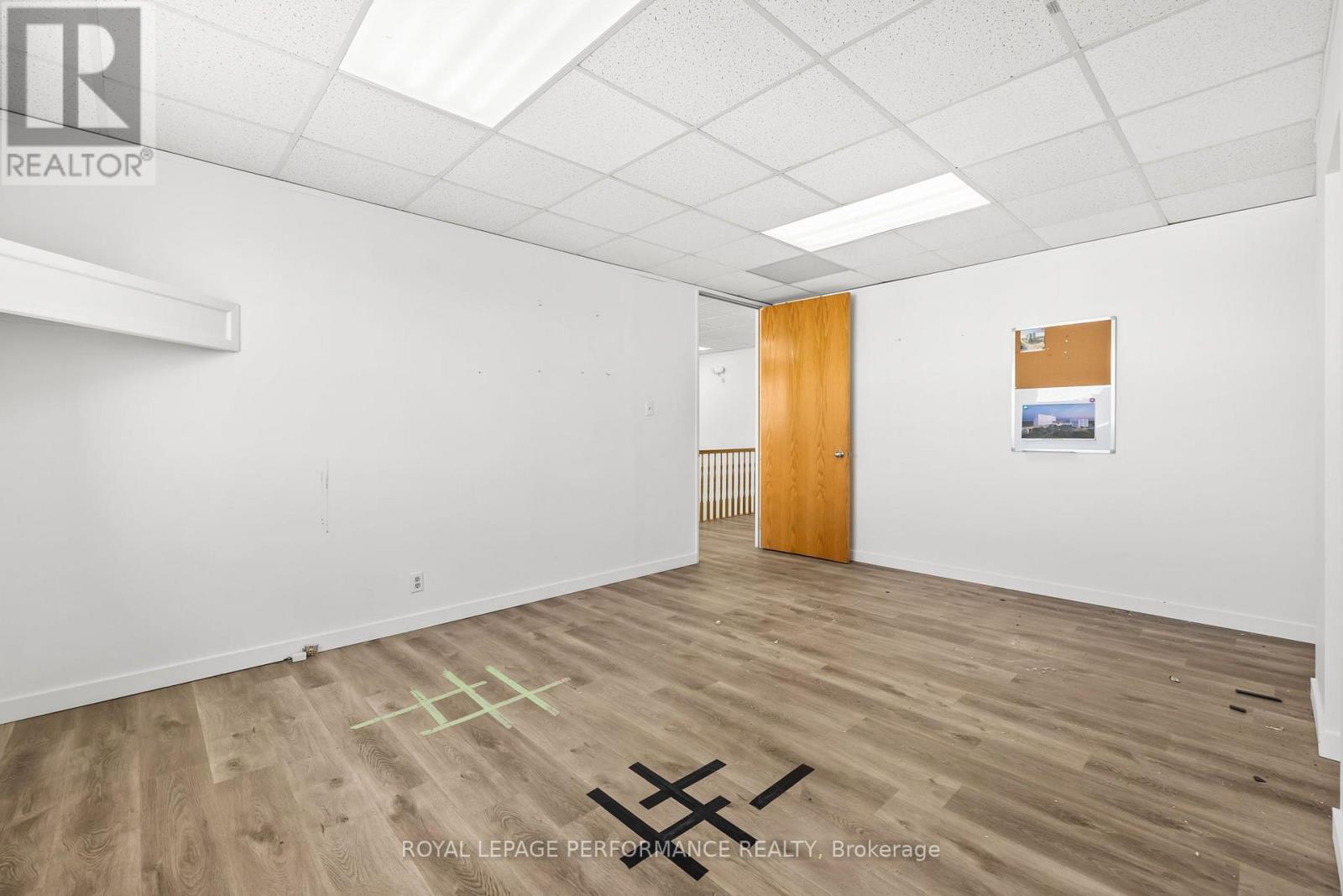 40 - 5470 Canotek Road