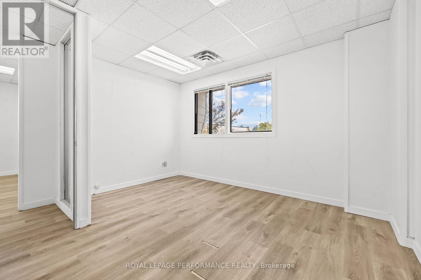 40 - 5470 Canotek Road