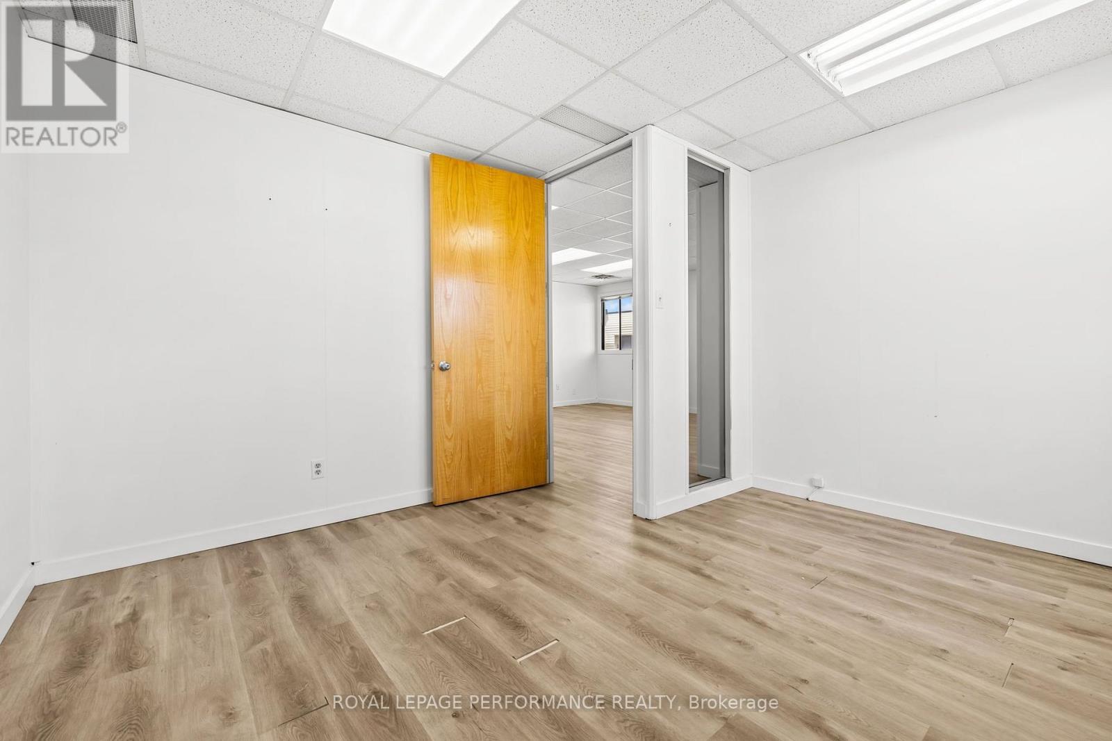40 - 5470 Canotek Road