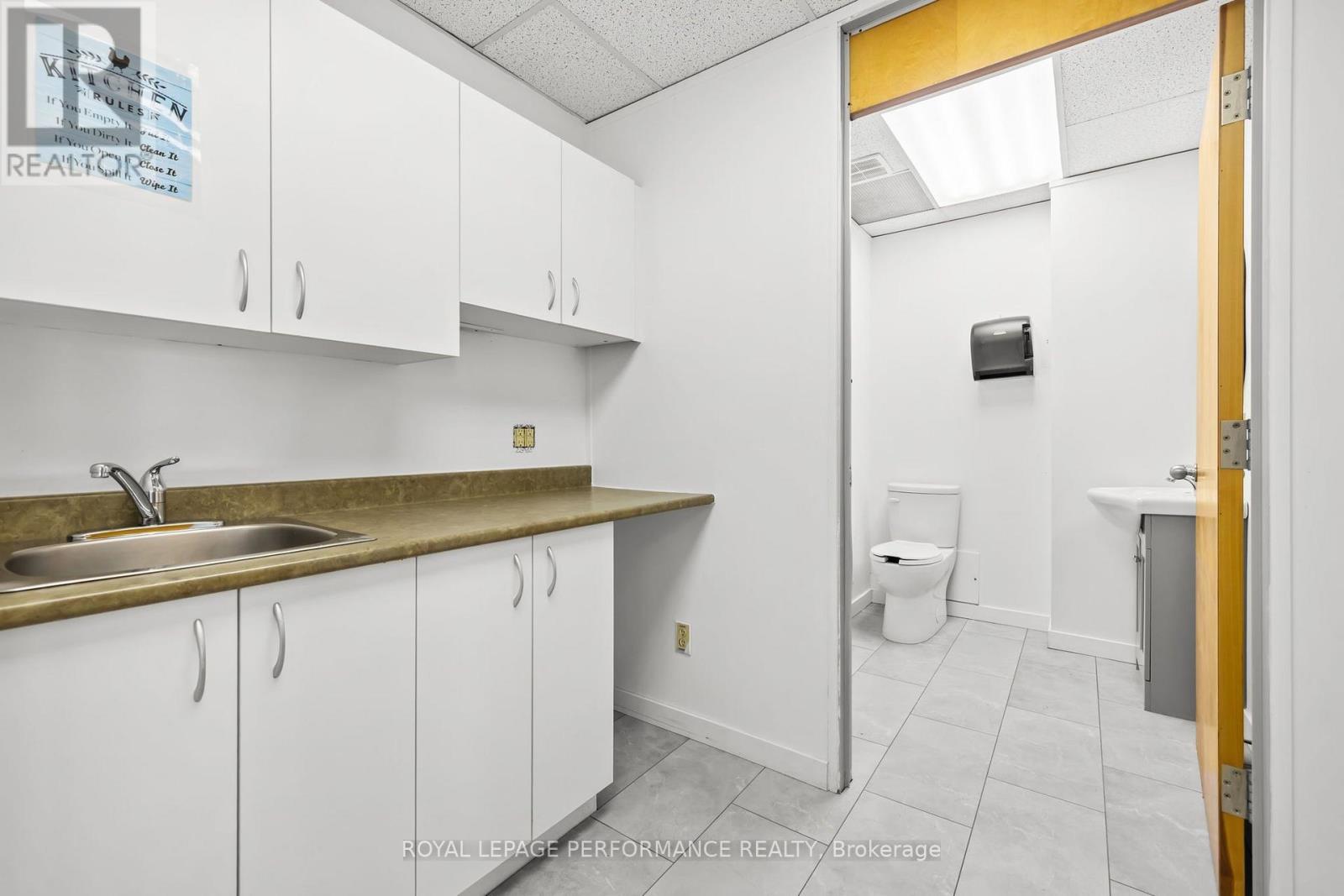 40 - 5470 Canotek Road