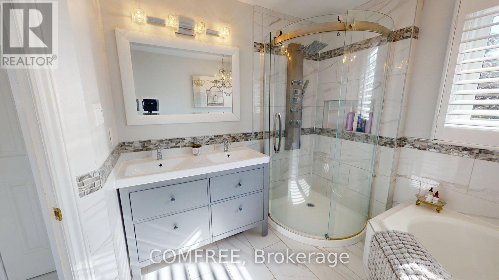 723 MUNICH CIRCLE - 16
