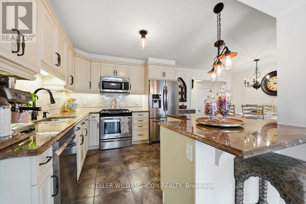 428 WHITE ARCTIC AVENUE - Image 14