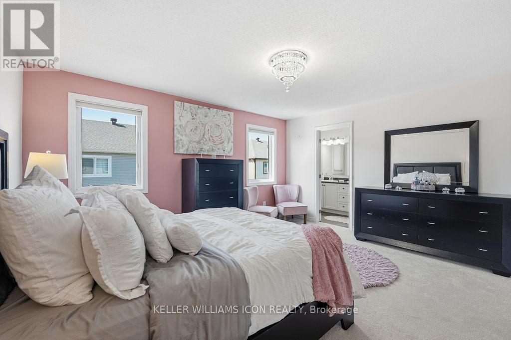 428 WHITE ARCTIC AVENUE - Image 25