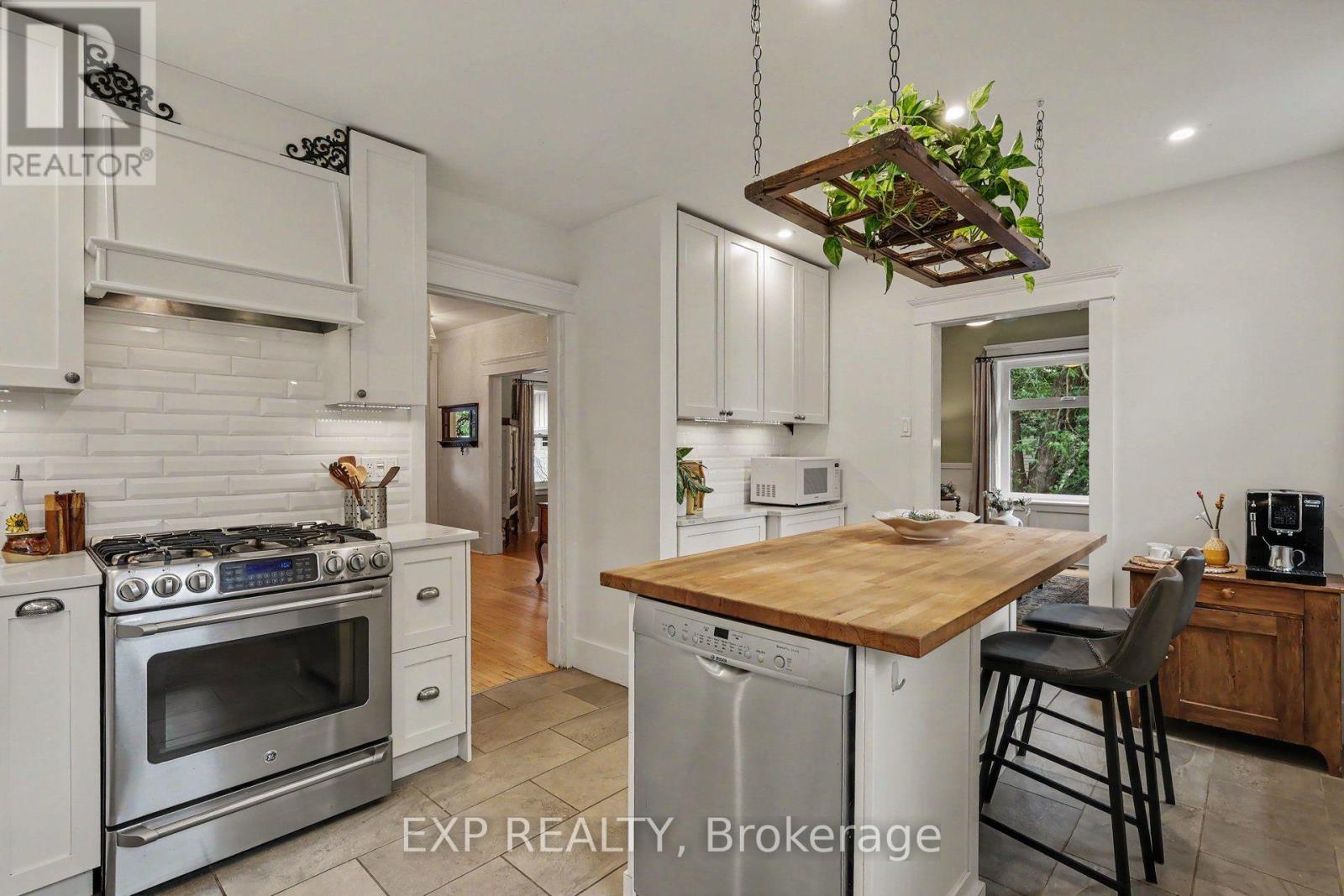 77 MILL STREET - Image 11