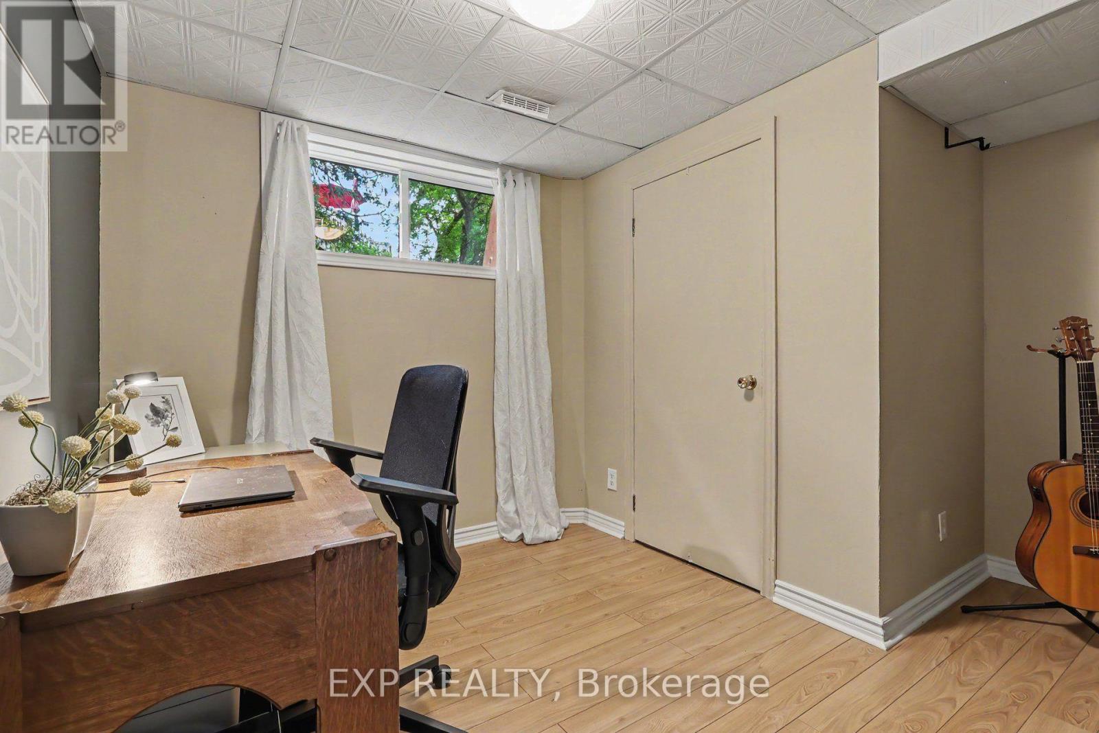 77 MILL STREET - Image 22