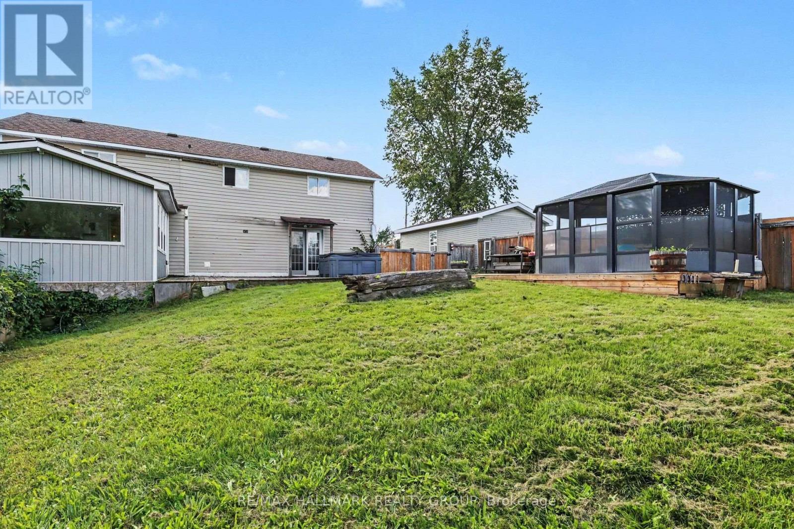 8784 15 HIGHWAY - Image 30