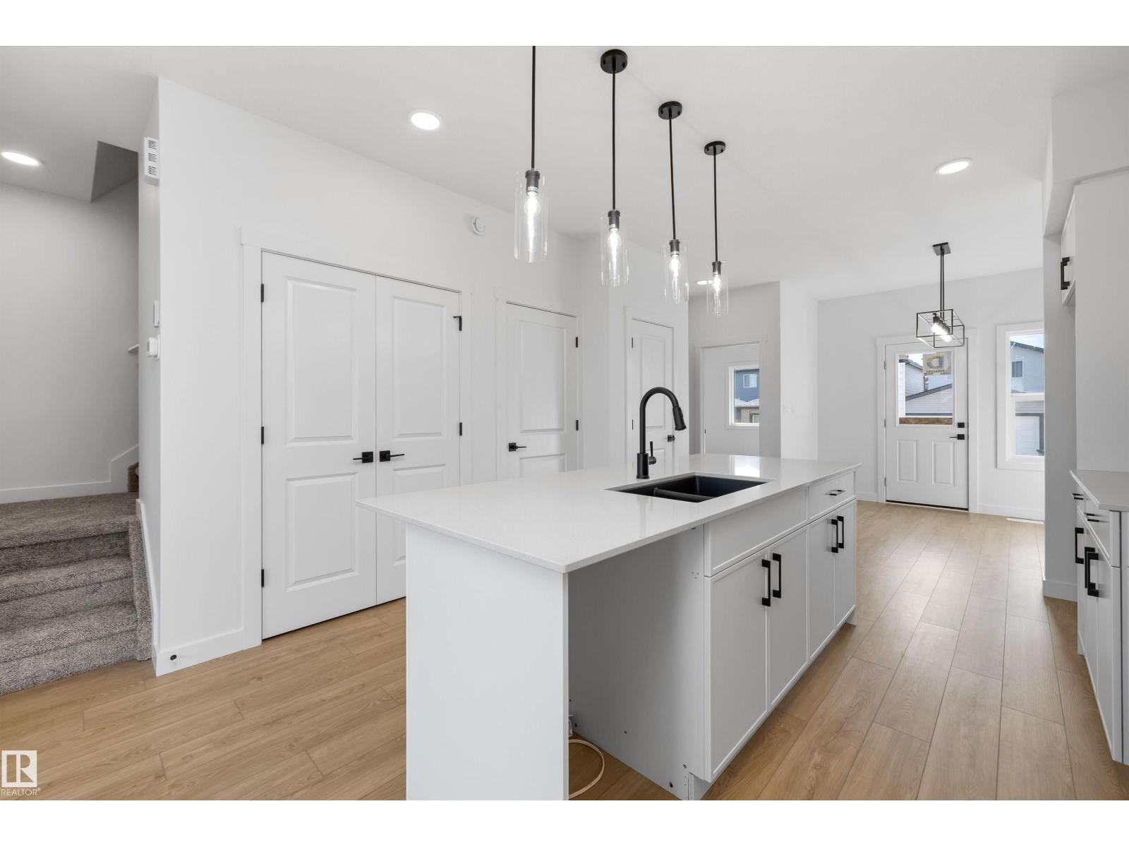 17544 63 ST NW - 13