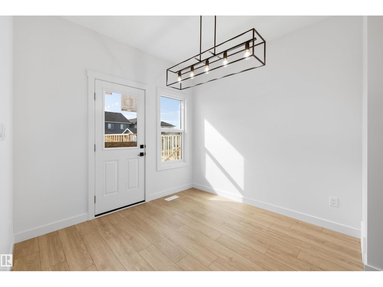 17544 63 ST NW - 16