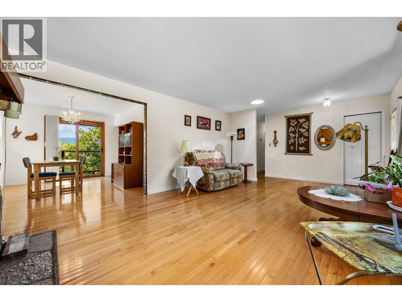  1141 70 Street Southeast, Salmon Arm