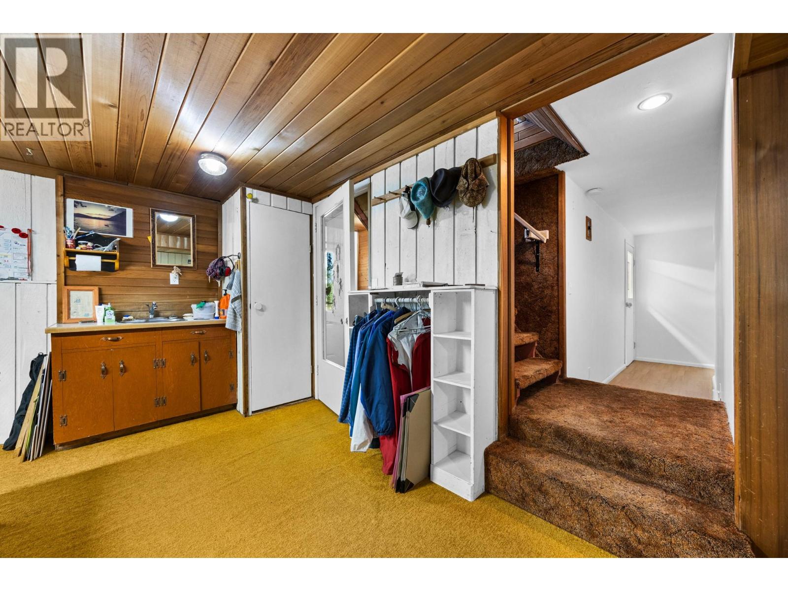 1141 70 Street SE - 34