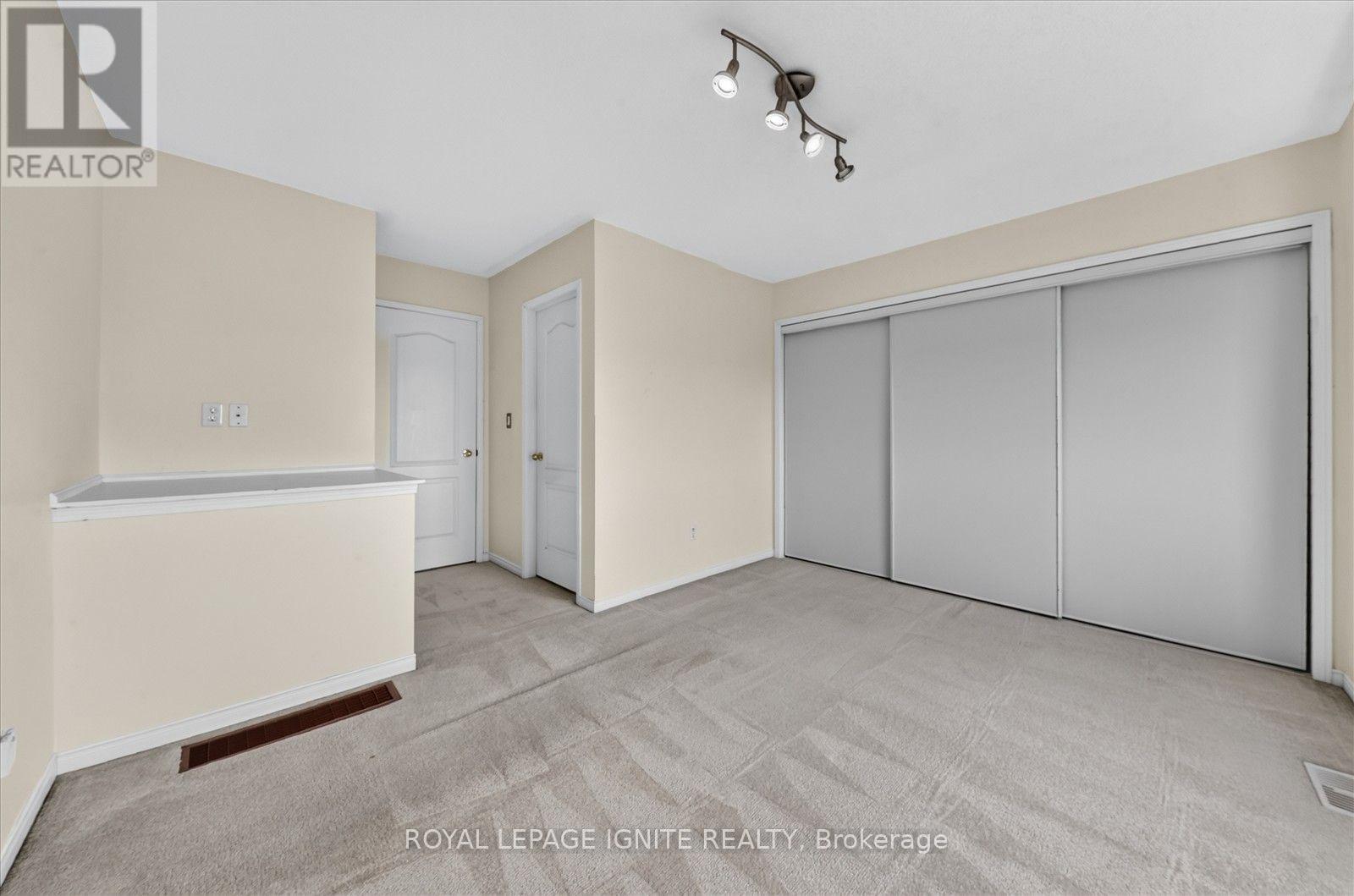 72 OAKINS LANE - Image 21