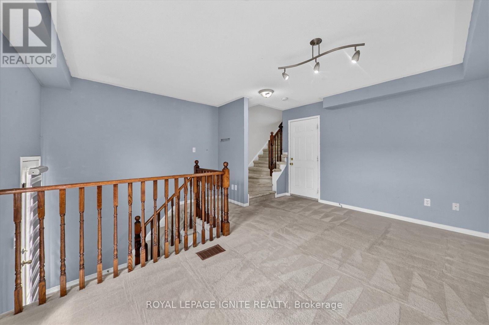 72 OAKINS LANE - 26