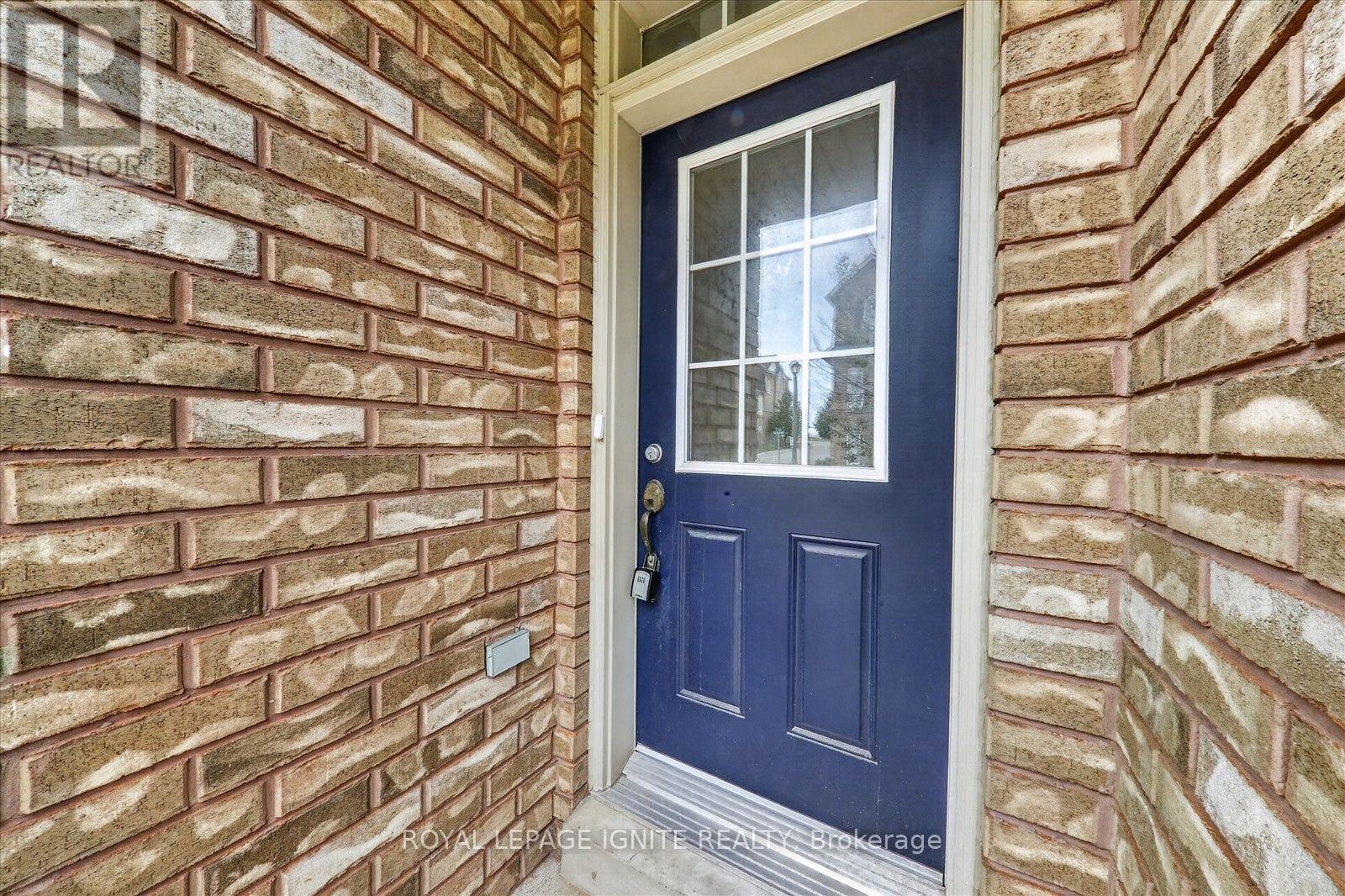 72 OAKINS LANE - 4