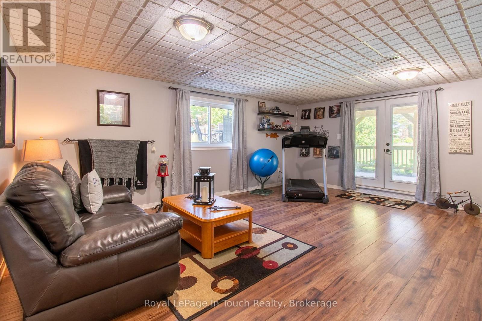 80 12 CONCESSION E - Image 26