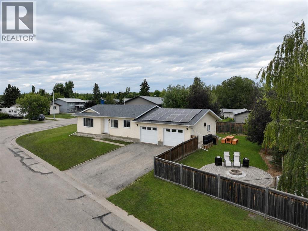 Property for sale at 714 Oak Drive