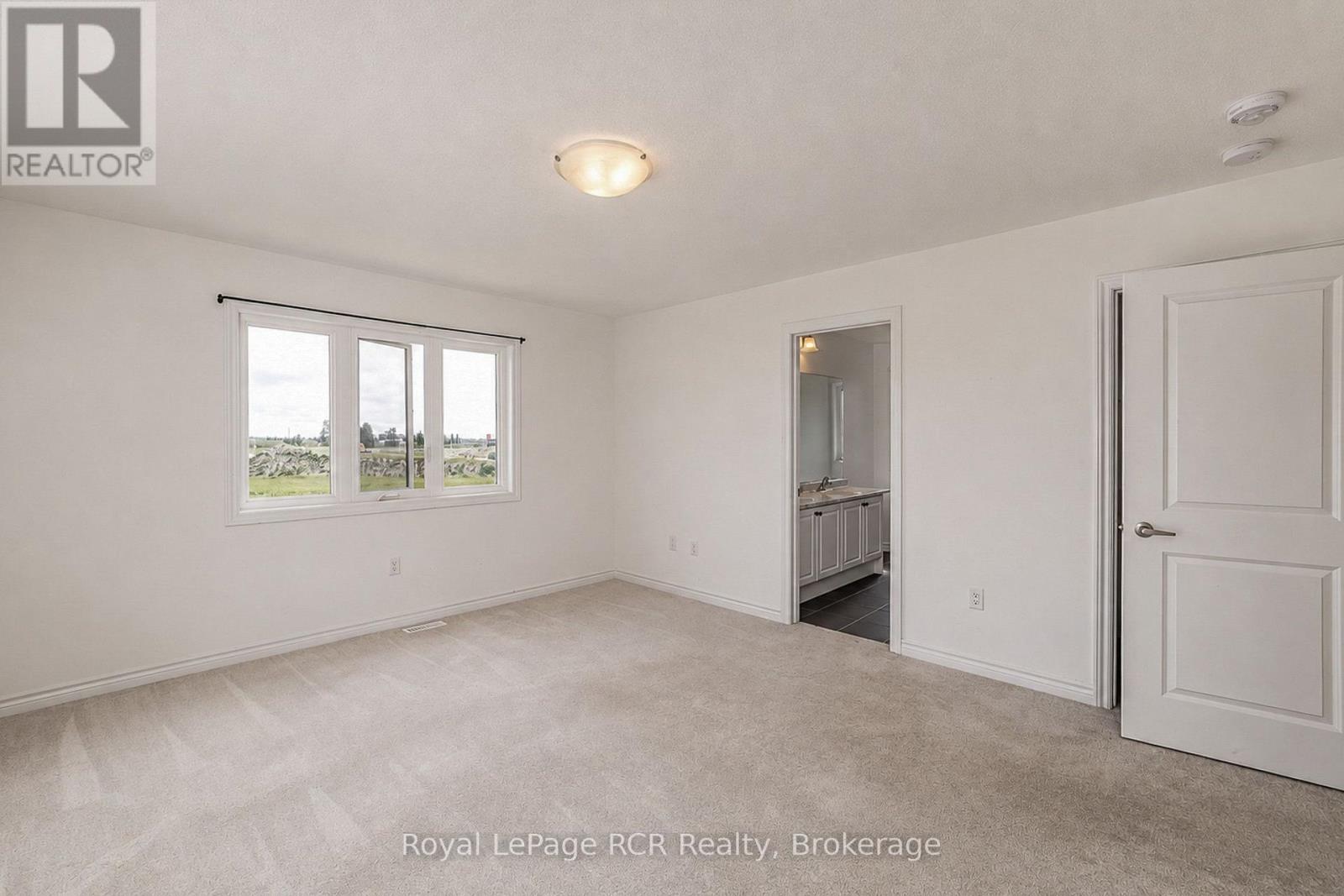 444 VANDUSEN AVENUE - 17