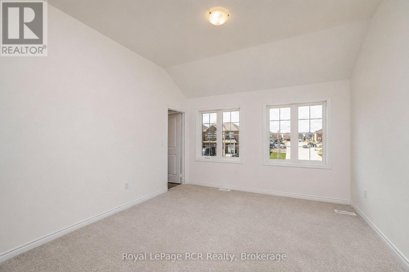 444 VANDUSEN AVENUE - Image 24