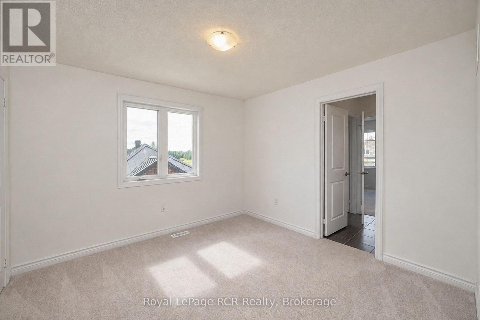 444 VANDUSEN AVENUE - Image 27