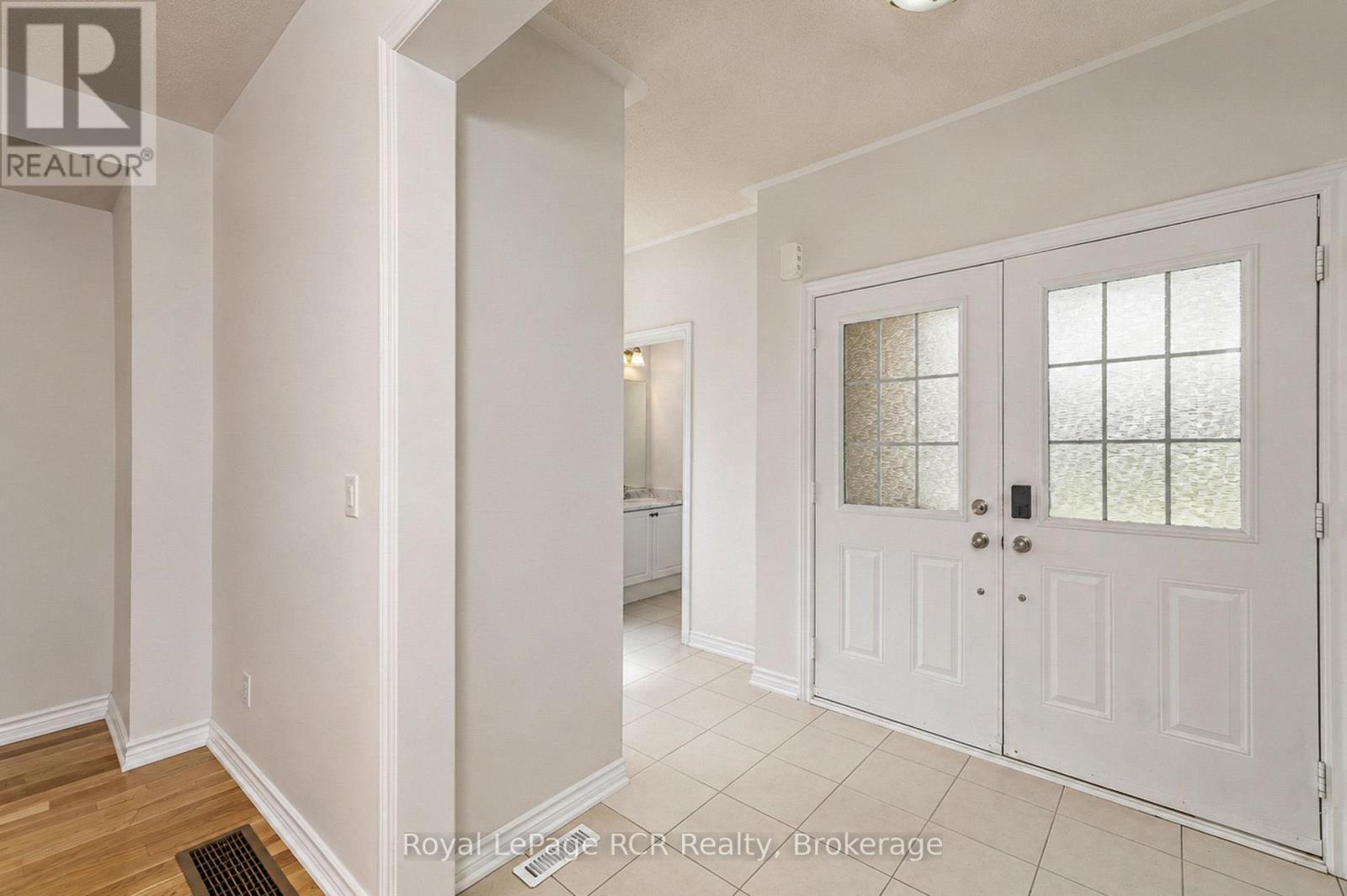 444 VANDUSEN AVENUE - Image 4