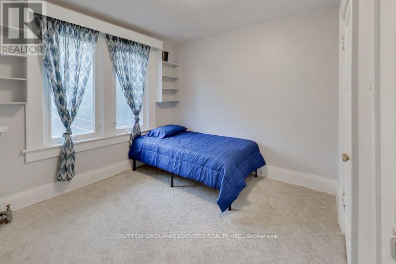 131 LAUDER AVENUE - 16