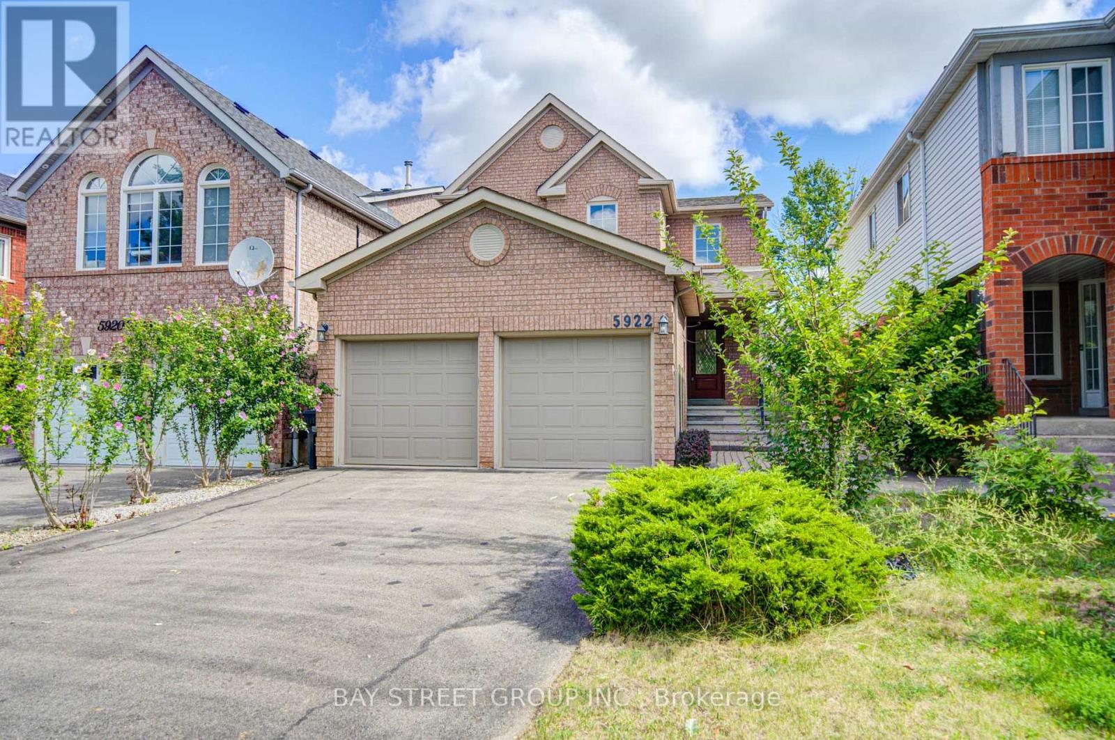 5922 DALEBROOK CRESCENT - 2