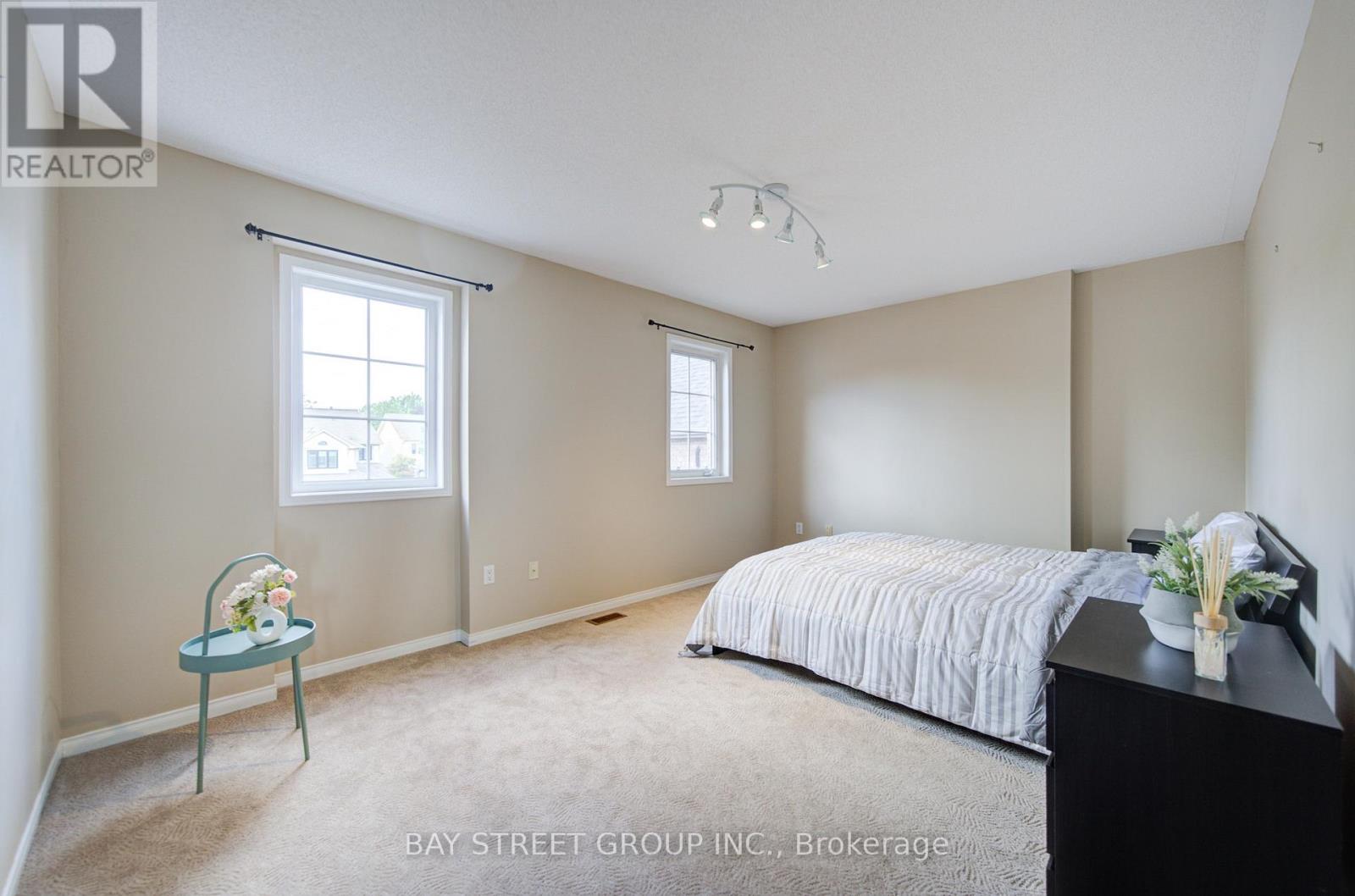 5922 DALEBROOK CRESCENT - 20