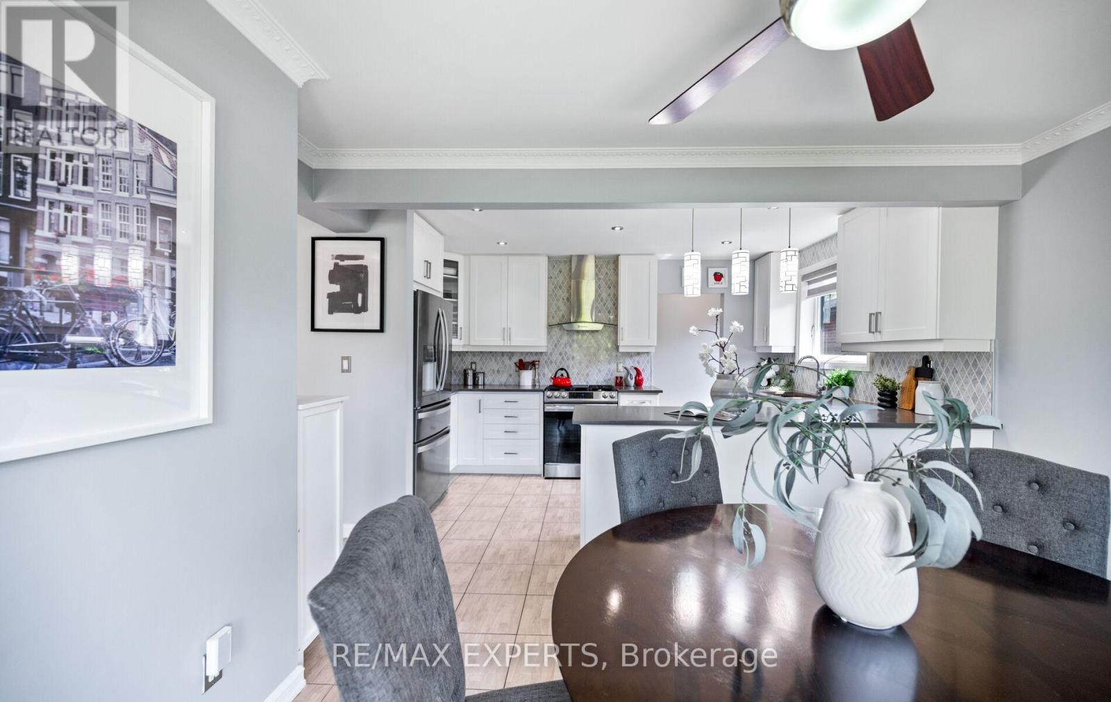 7 GOODWOOD ROAD - 11