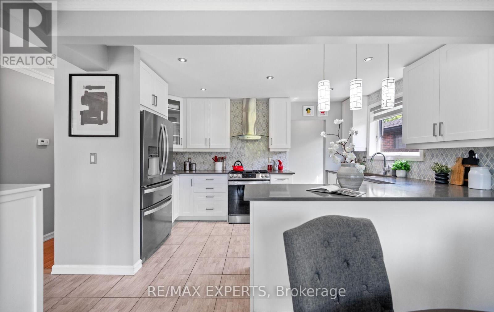 7 GOODWOOD ROAD - 12